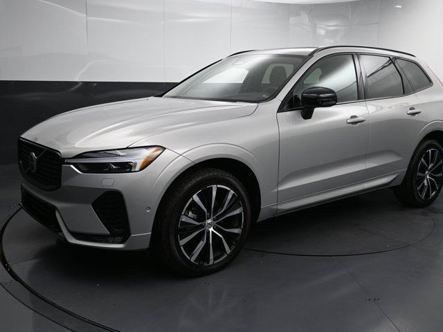 2024 Volvo XC60 Plus Dark Theme