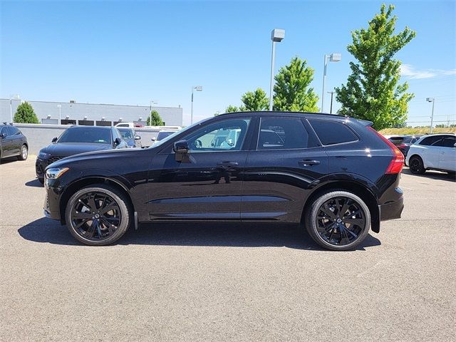 2024 Volvo XC60 Ultimate Black Edition