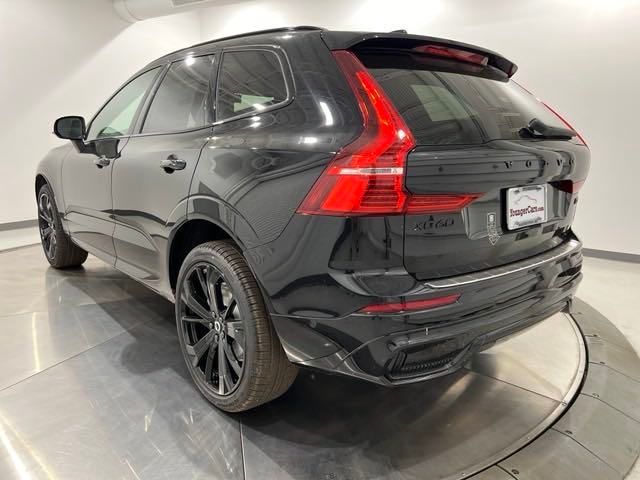 2024 Volvo XC60 Ultimate Black Edition