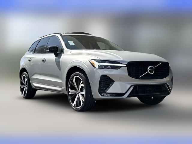 2024 Volvo XC60 Ultimate Dark Theme