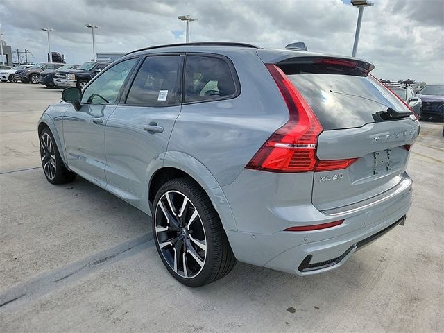 2024 Volvo XC60 Ultimate Dark Theme