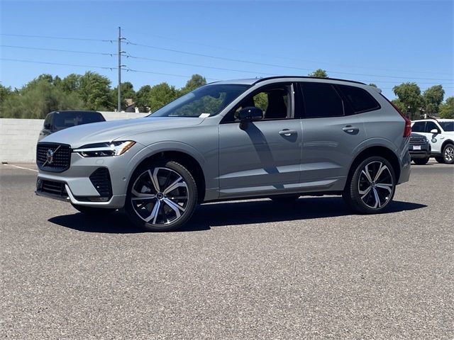 2024 Volvo XC60 Ultimate Dark Theme