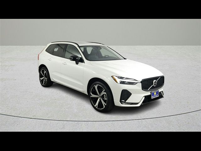 2024 Volvo XC60 Ultimate Dark Theme