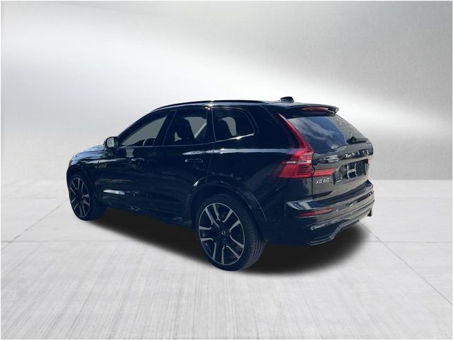 2024 Volvo XC60 Ultimate Dark Theme