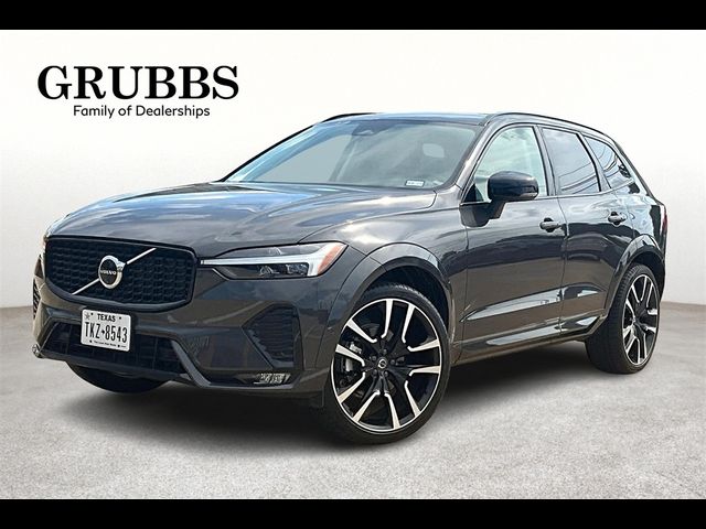 2024 Volvo XC60 Ultimate Dark Theme