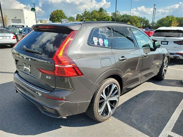 2024 Volvo XC60 Ultimate Dark Theme