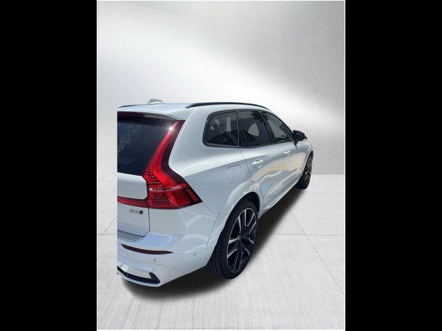 2024 Volvo XC60 Ultimate Dark Theme