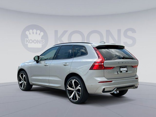 2024 Volvo XC60 Ultimate Dark Theme