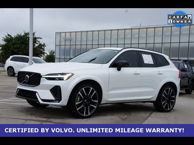 2024 Volvo XC60 Ultimate Dark Theme