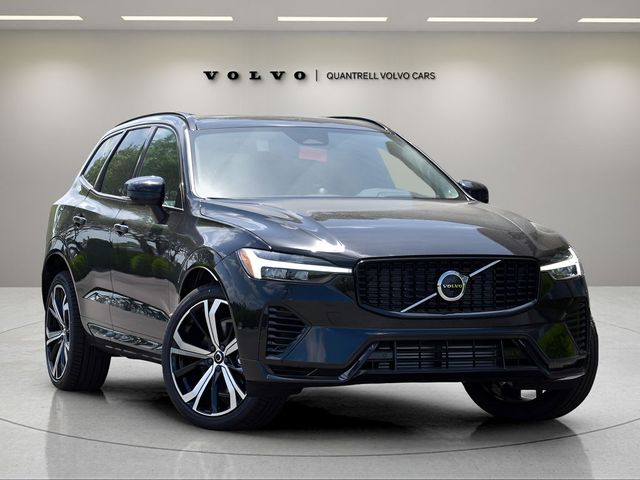 2024 Volvo XC60 Recharge Plug-In Hybrid Ultimate Dark Theme