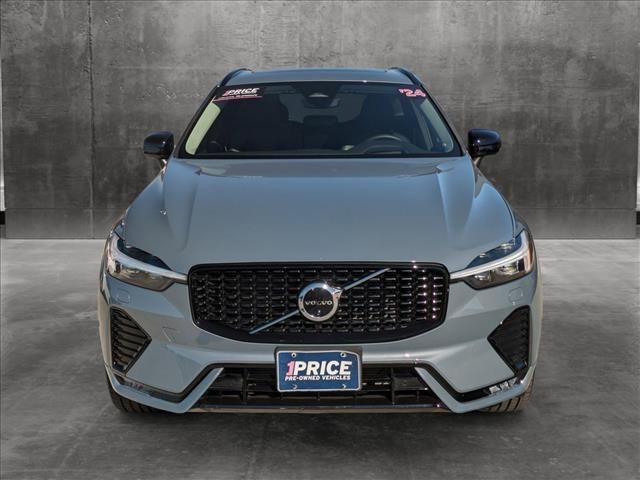 2024 Volvo XC60 Ultimate Dark Theme