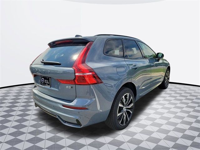 2024 Volvo XC60 Ultimate Dark Theme