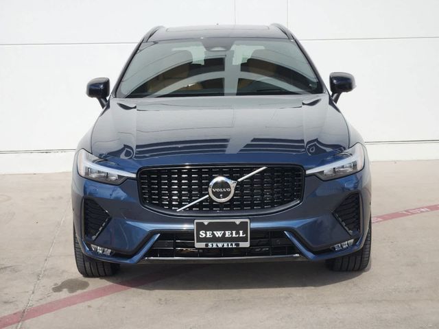 2024 Volvo XC60 Ultimate Dark Theme