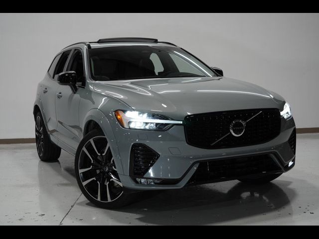 2024 Volvo XC60 Ultimate Dark Theme