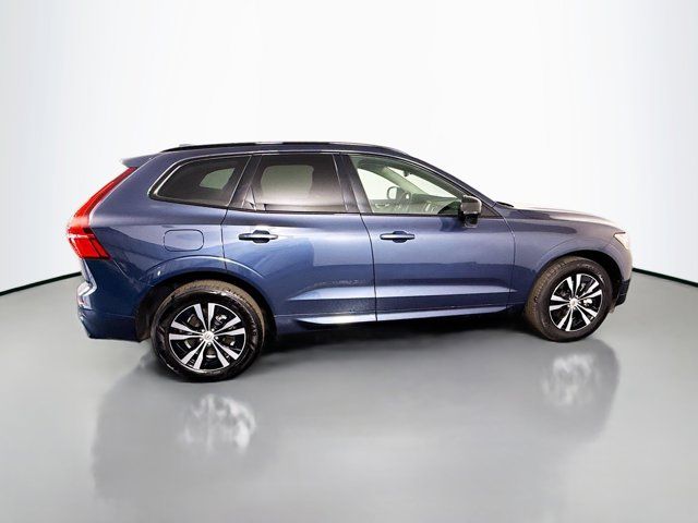 2024 Volvo XC60 Recharge Plug-In Hybrid Core Dark Theme