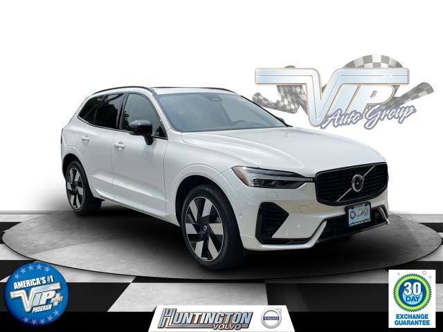 2024 Volvo XC60 Recharge Plug-In Hybrid Plus Dark Theme