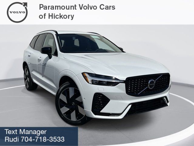 2024 Volvo XC60 Recharge Plug-In Hybrid Plus Dark Theme