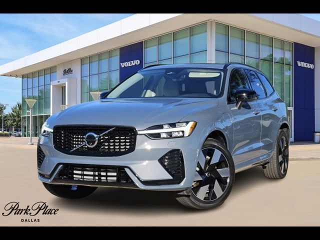 2024 Volvo XC60 Recharge Plug-In Hybrid Plus Dark Theme