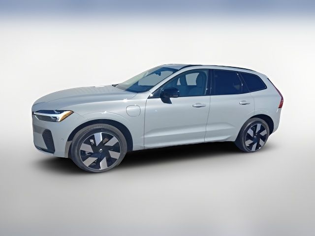 2024 Volvo XC60 Recharge Plug-In Hybrid Plus Dark Theme