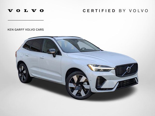 2024 Volvo XC60 Recharge Plug-In Hybrid Plus Dark Theme