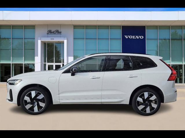 2024 Volvo XC60 Recharge Plug-In Hybrid Plus Dark Theme