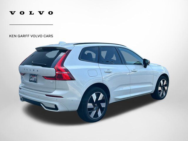 2024 Volvo XC60 Recharge Plug-In Hybrid Plus Dark Theme