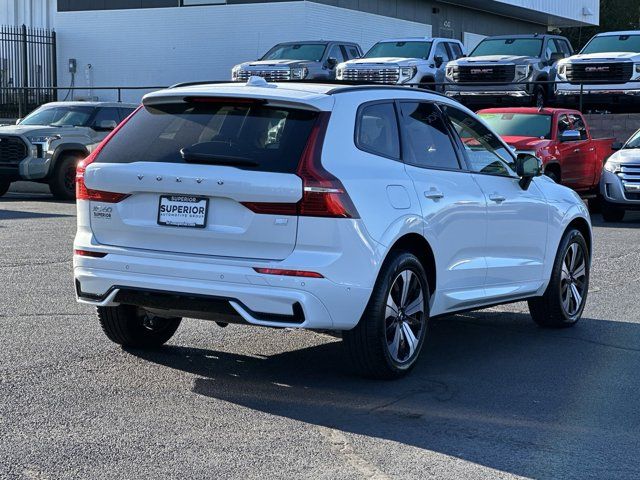 2024 Volvo XC60 Recharge Plug-In Hybrid Plus Dark Theme