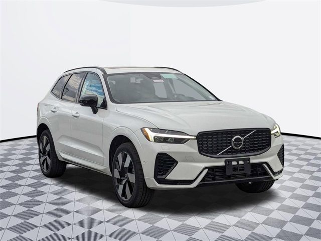 2024 Volvo XC60 Recharge Plug-In Hybrid Plus Dark Theme