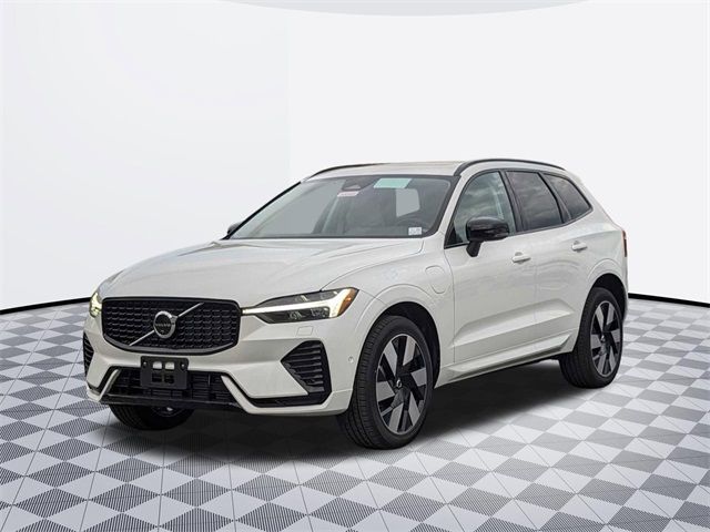 2024 Volvo XC60 Recharge Plug-In Hybrid Plus Dark Theme