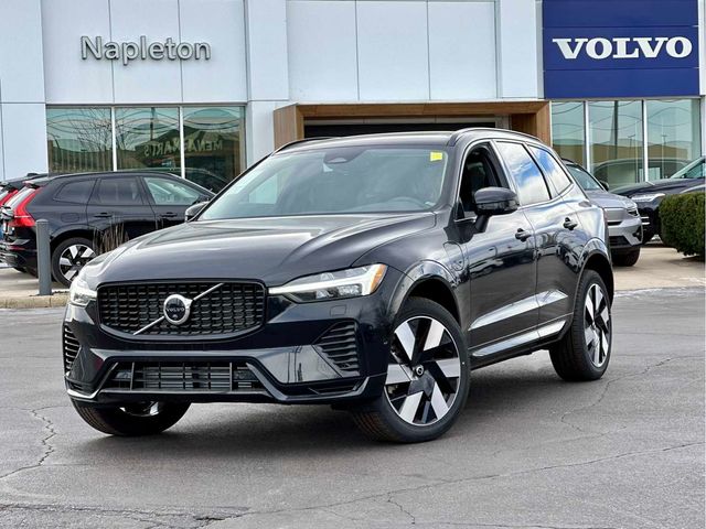 2024 Volvo XC60 Recharge Plug-In Hybrid Plus Dark Theme