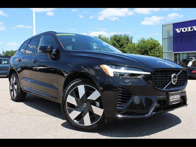 2024 Volvo XC60 Recharge Plug-In Hybrid Plus Dark Theme