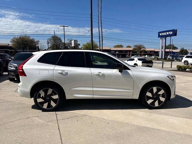 2024 Volvo XC60 Recharge Plug-In Hybrid Plus Dark Theme