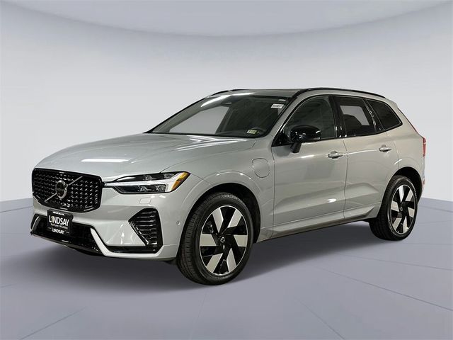 2024 Volvo XC60 Recharge Plug-In Hybrid Plus Dark Theme