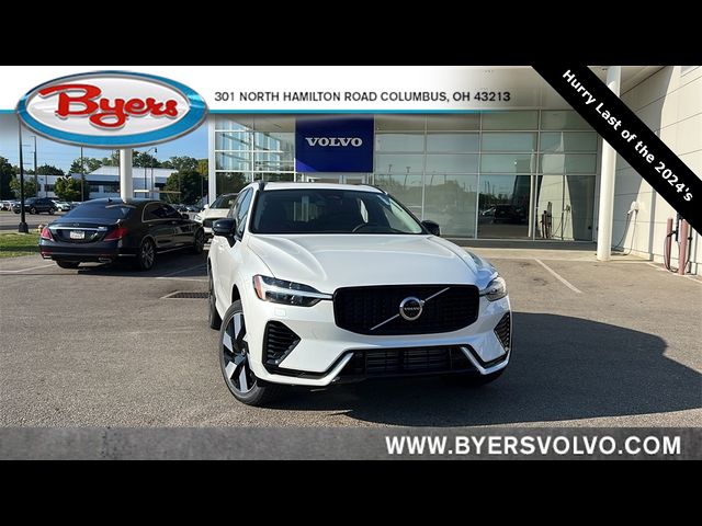 2024 Volvo XC60 Recharge Plug-In Hybrid Plus Dark Theme