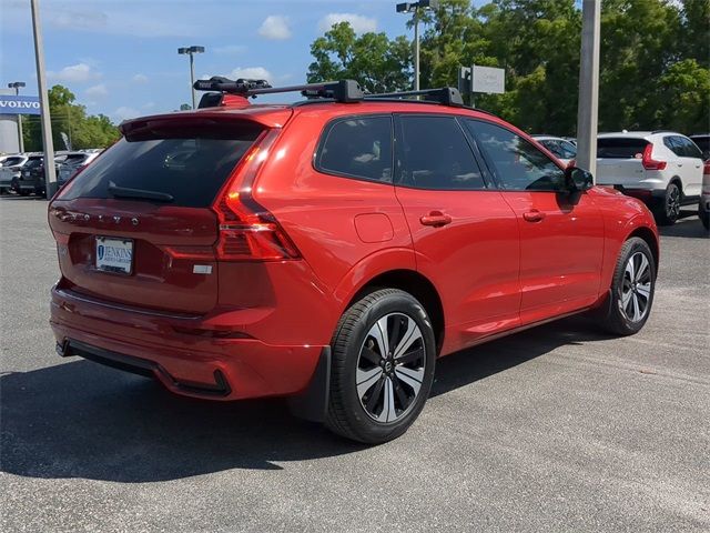 2024 Volvo XC60 Recharge Plug-In Hybrid Plus Dark Theme