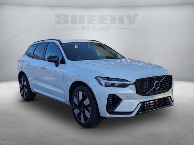 2024 Volvo XC60 Recharge Plug-In Hybrid Plus Dark Theme