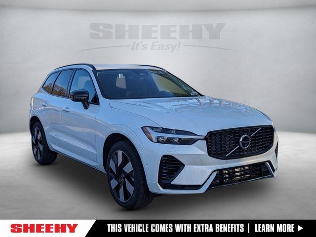 2024 Volvo XC60 Recharge Plug-In Hybrid Plus Dark Theme