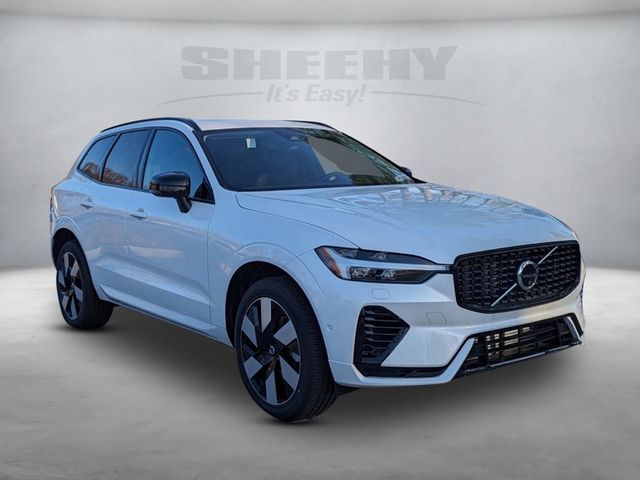 2024 Volvo XC60 Recharge Plug-In Hybrid Plus Dark Theme