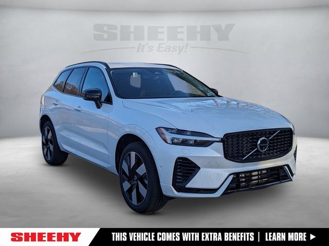 2024 Volvo XC60 Recharge Plug-In Hybrid Plus Dark Theme