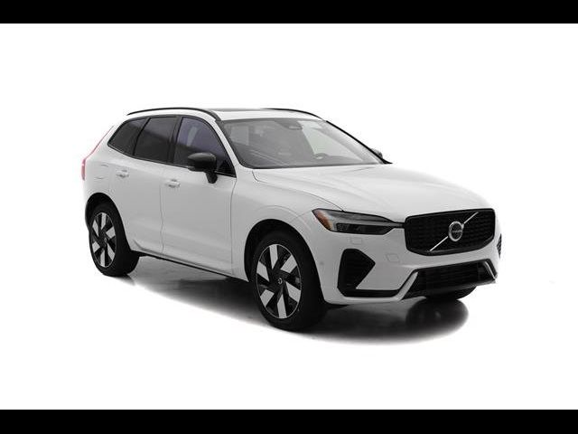 2024 Volvo XC60 Recharge Plug-In Hybrid Plus Dark Theme