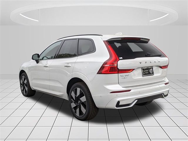 2024 Volvo XC60 Recharge Plug-In Hybrid Plus Dark Theme