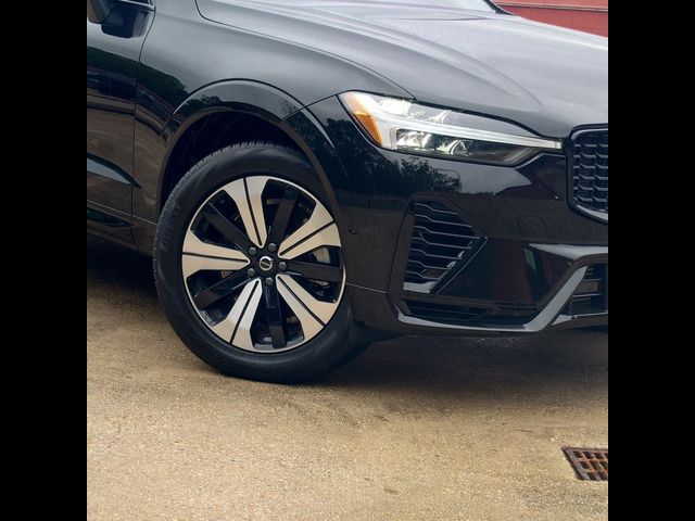 2024 Volvo XC60 Recharge Plug-In Hybrid Plus Dark Theme