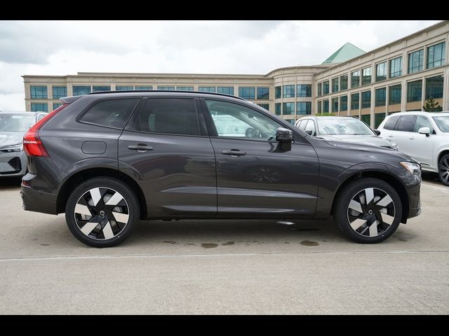 2024 Volvo XC60 Recharge Plug-In Hybrid Plus Dark Theme