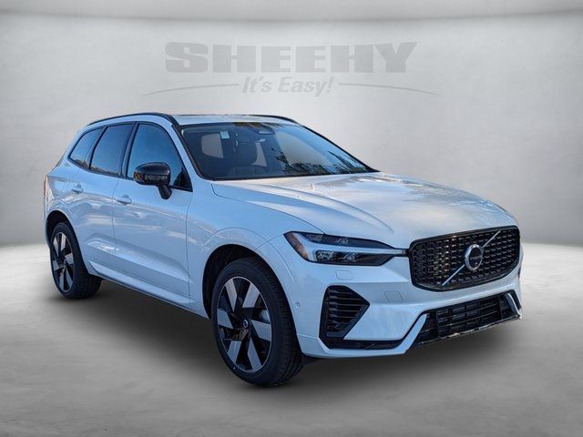 2024 Volvo XC60 Recharge Plug-In Hybrid Plus Dark Theme