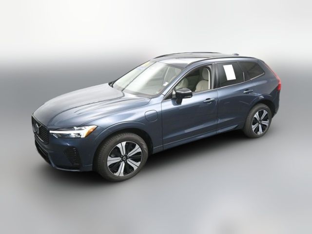 2024 Volvo XC60 Recharge Plug-In Hybrid Plus Dark Theme