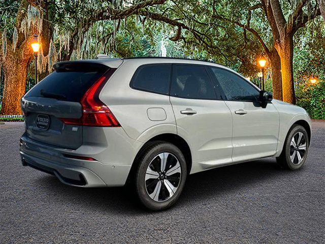 2024 Volvo XC60 Recharge Plug-In Hybrid Plus Dark Theme