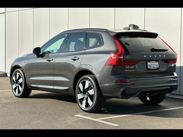 2024 Volvo XC60 Recharge Plug-In Hybrid Plus Dark Theme