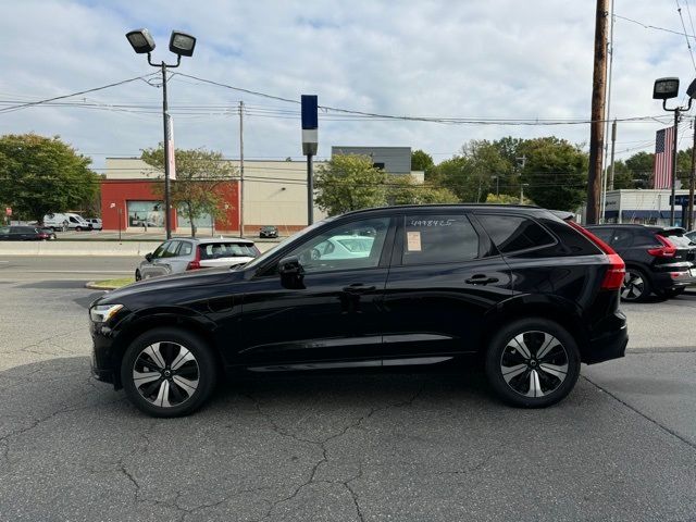 2024 Volvo XC60 Recharge Plug-In Hybrid Plus Dark Theme