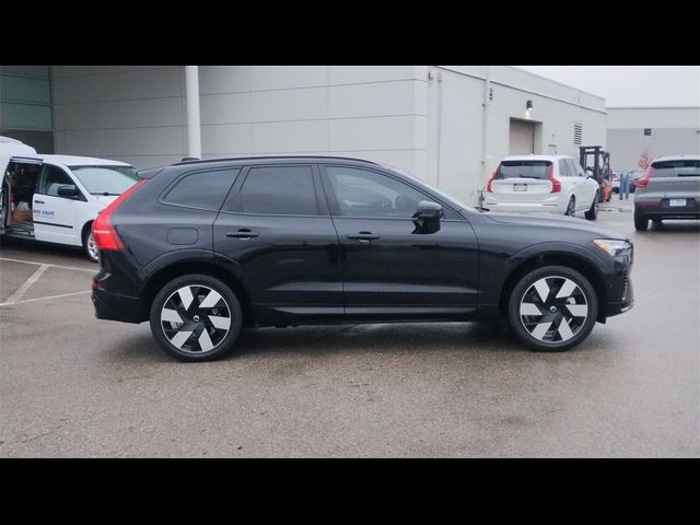 2024 Volvo XC60 Recharge Plug-In Hybrid Plus Dark Theme