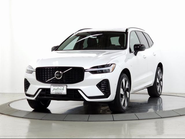 2024 Volvo XC60 Recharge Plug-In Hybrid Plus Dark Theme